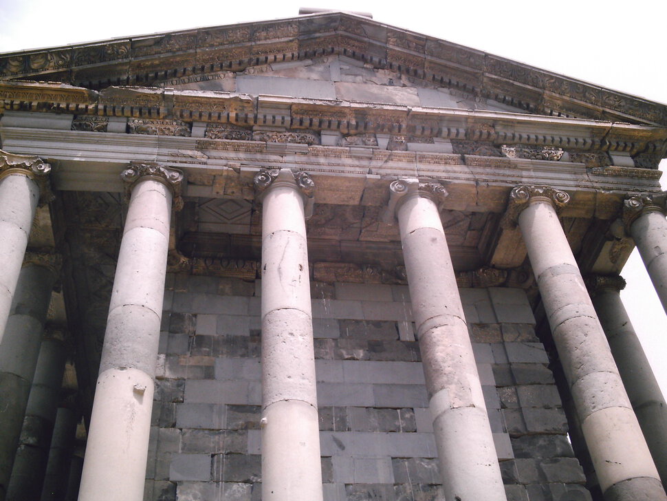 Храм Гарни.Армения