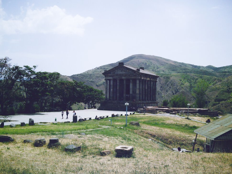 Храм Гарни.Армения