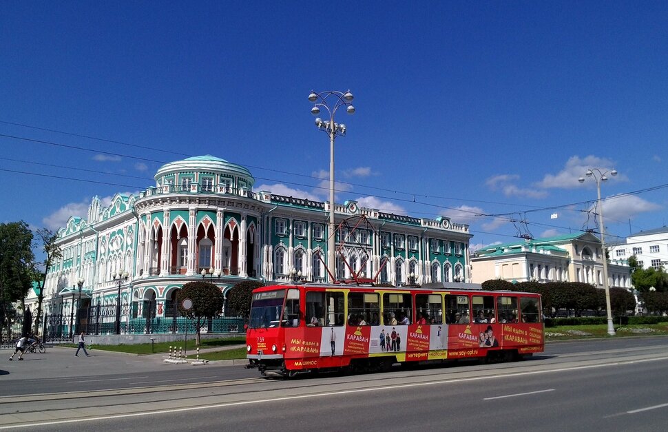 По главному проспекту