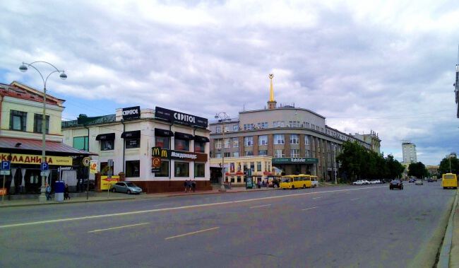 В городе