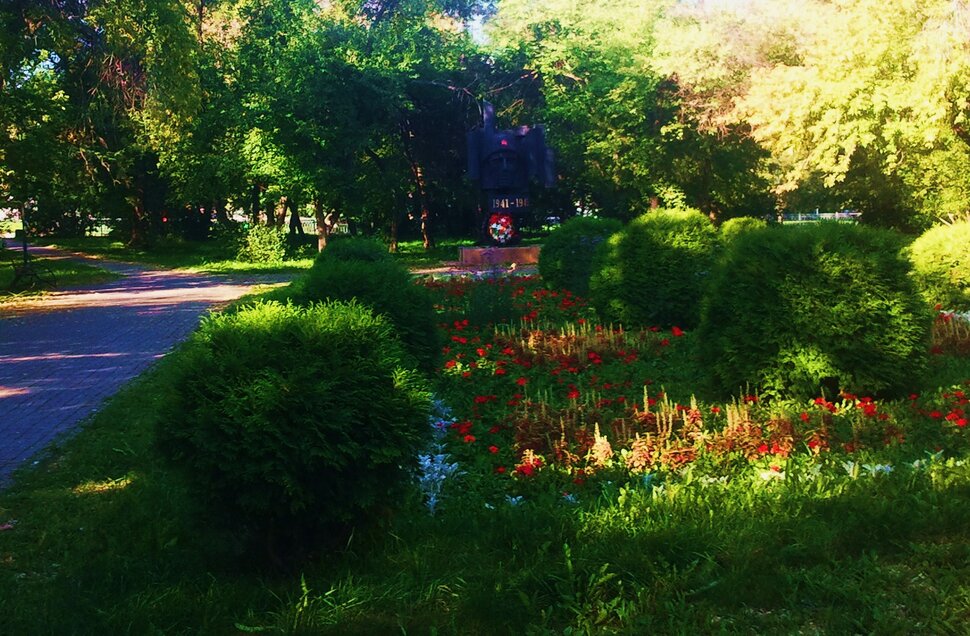 В сквере