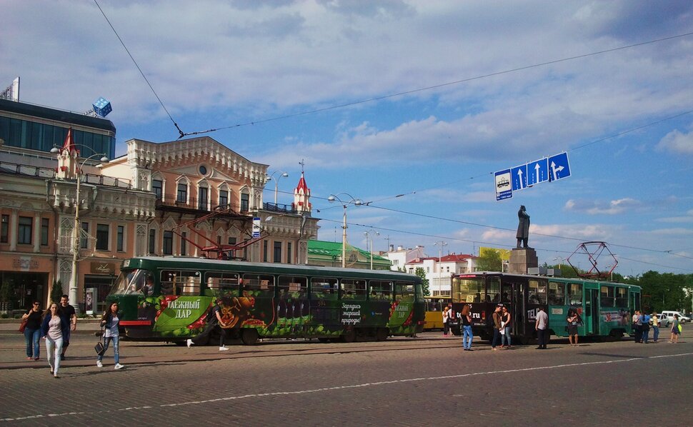 По главному проспекту