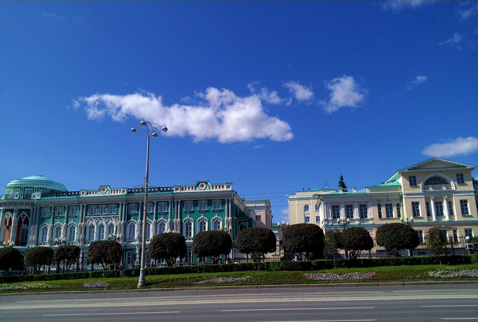 По главному проспекту