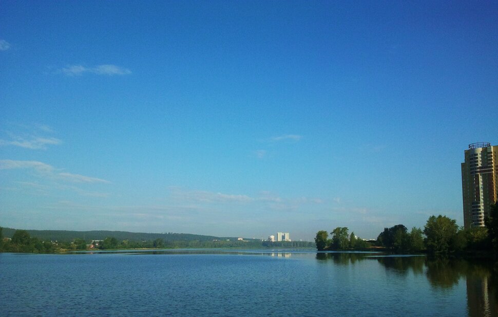 Утром у реки