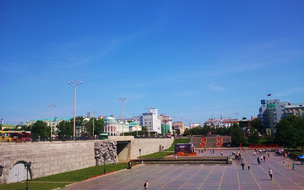 В сквере