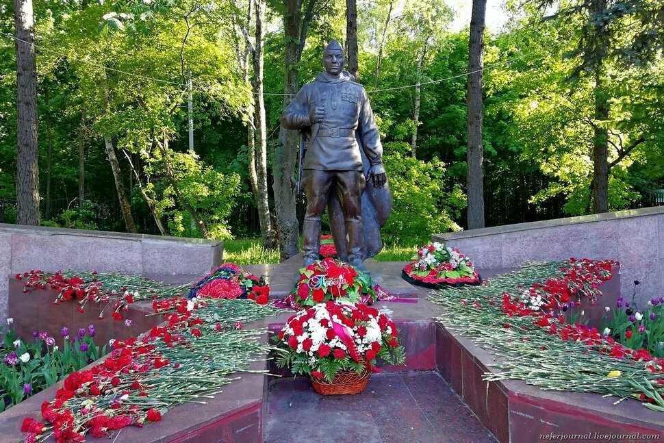 Памятник солдату в Кузьминках