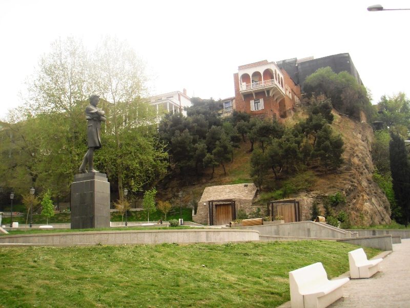 Памятник Бараташвили