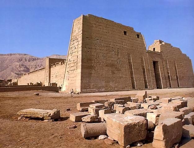 Храмовый комплекс в Мединет-Абу
