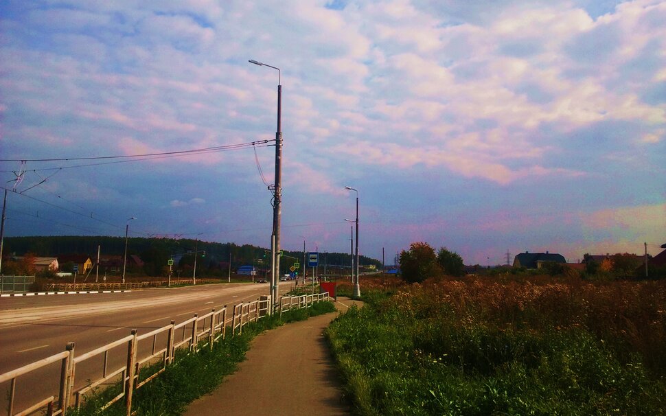 По проспекту