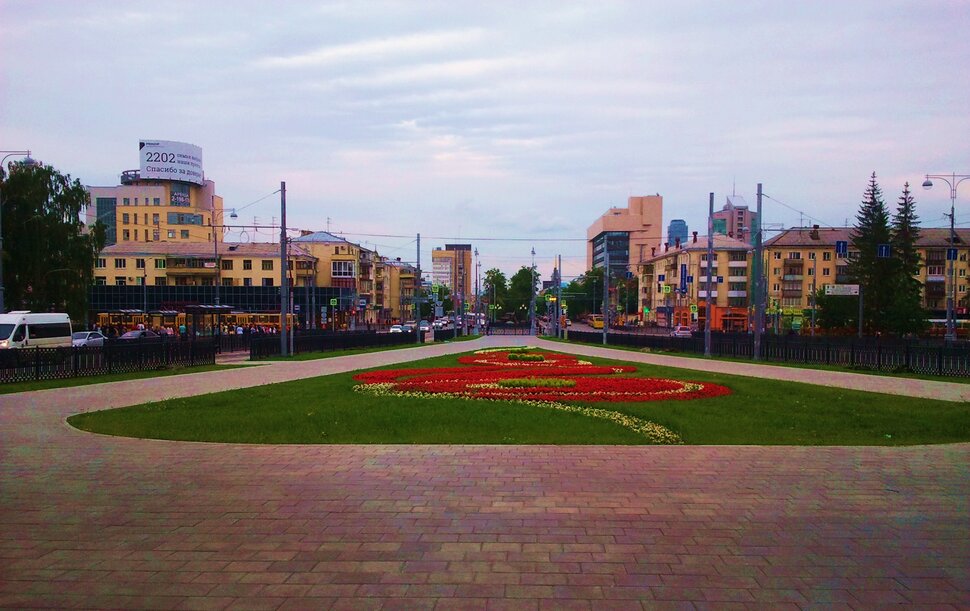 По главному проспекту