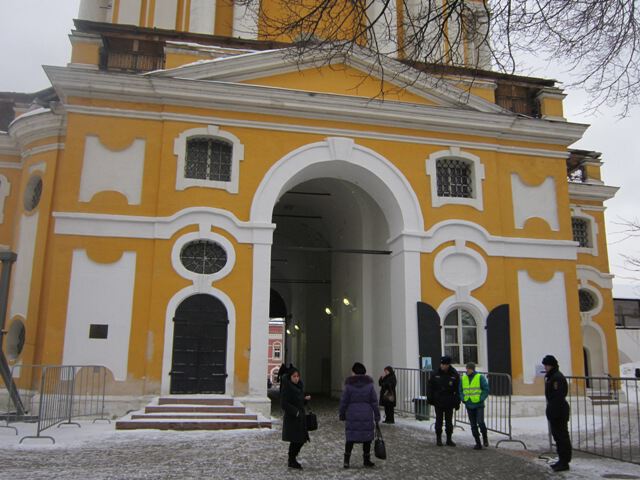 Ворота Новоспасского монастыря