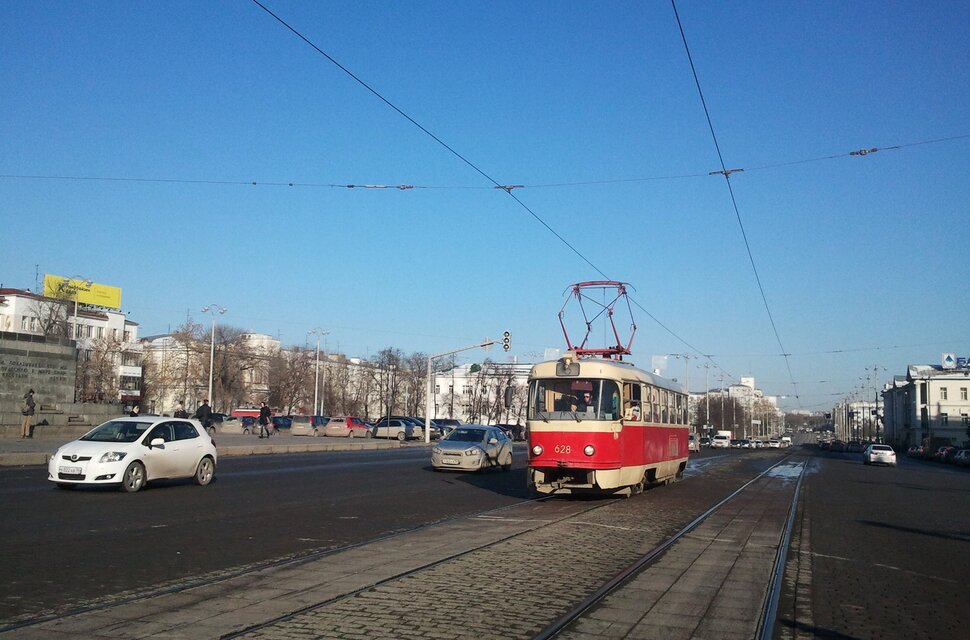 По родному городу