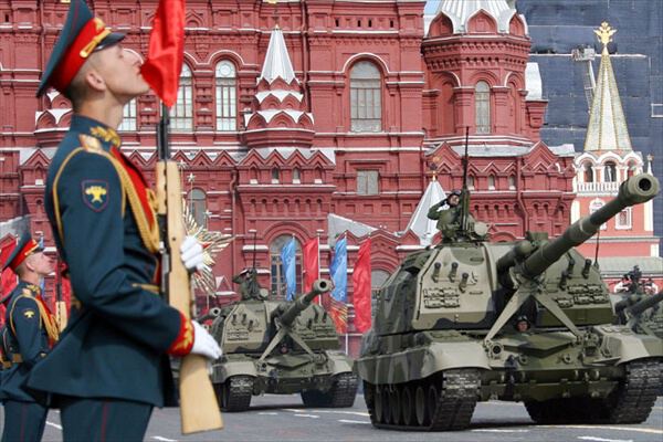 Парад День Победы