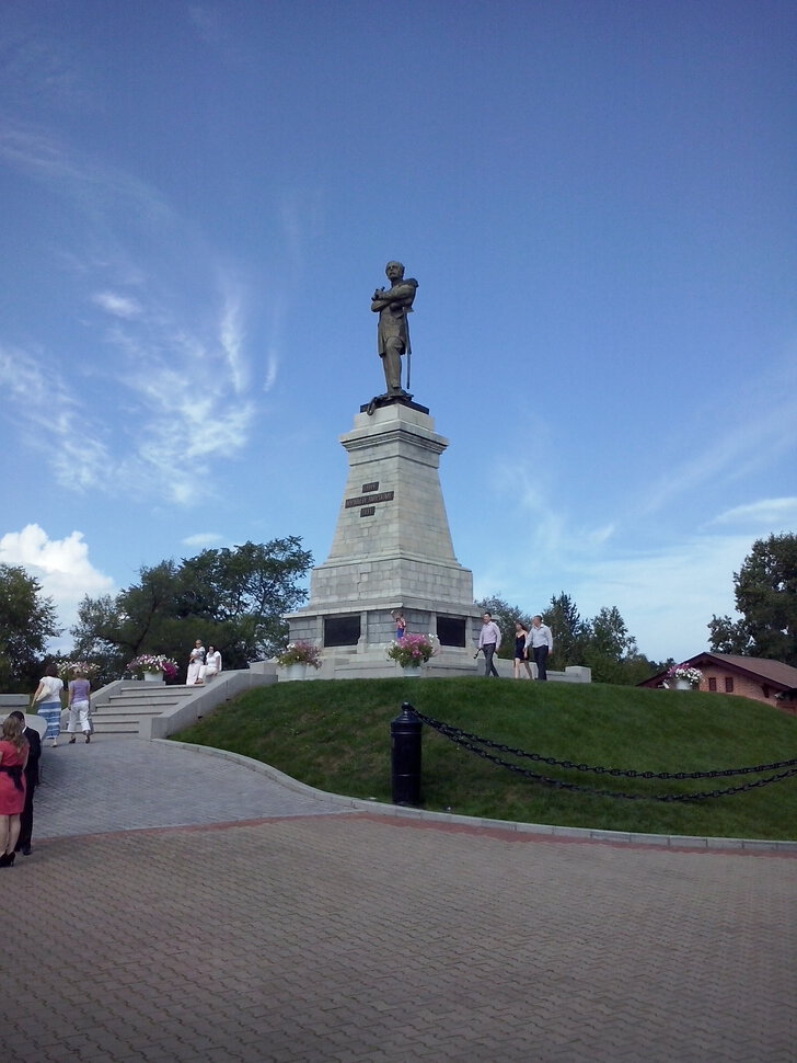 Памятник графу Муравьёву-Амурскому