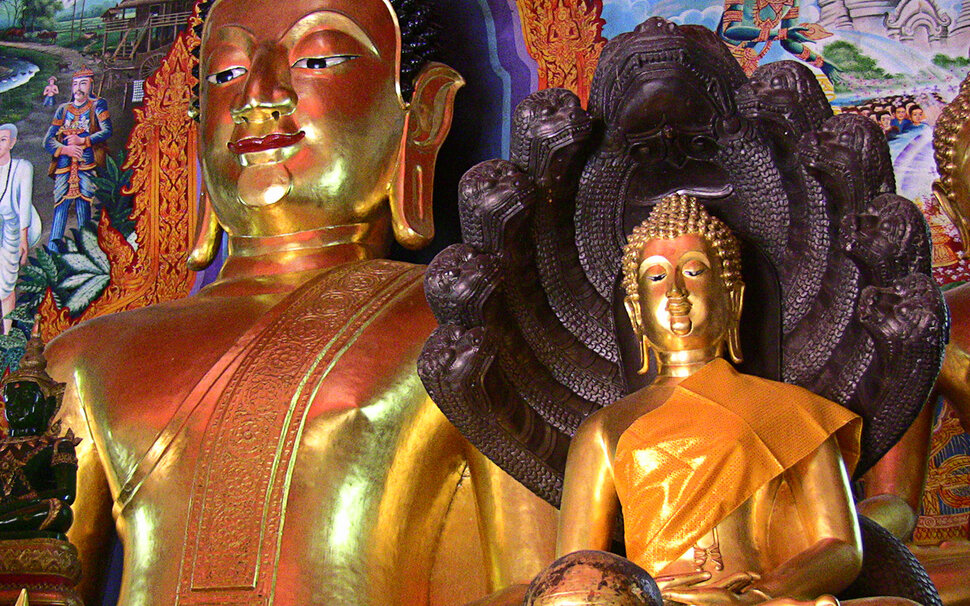 Буддийские статуи Будды