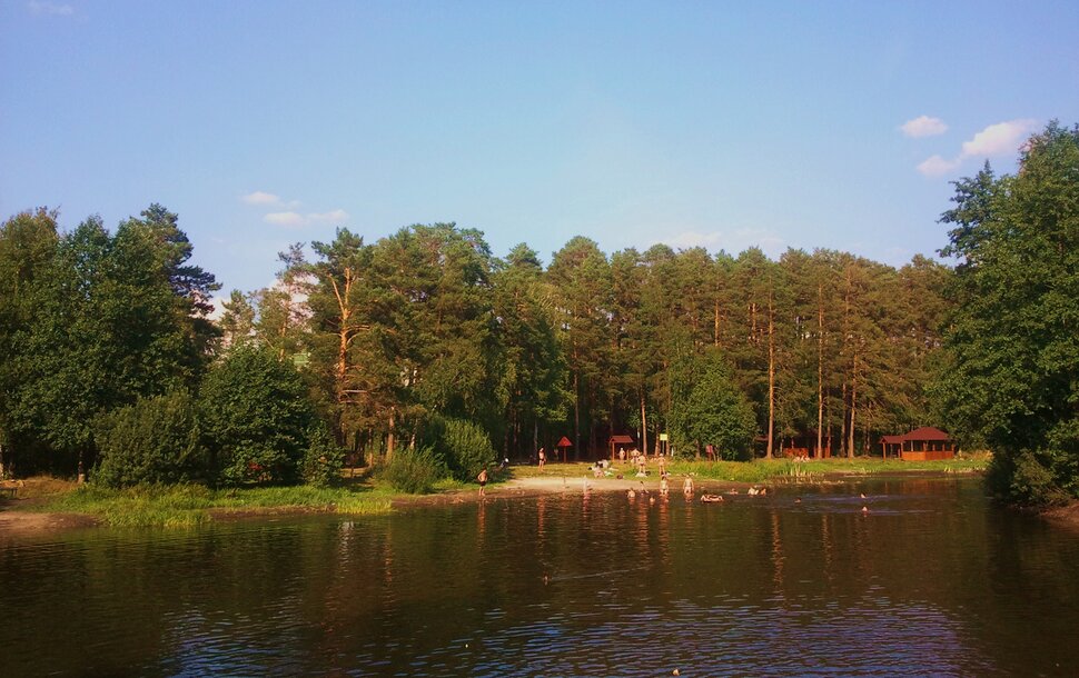 У озерца