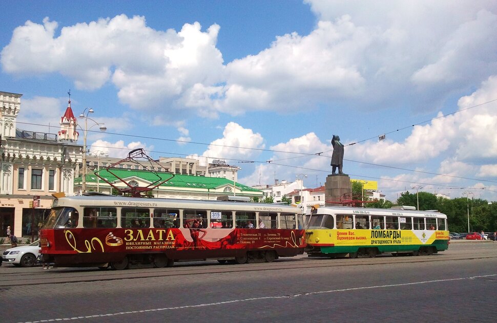 По главному проспекту