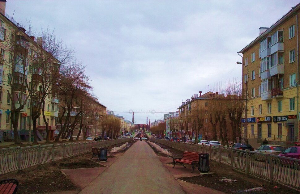 По бульвару
