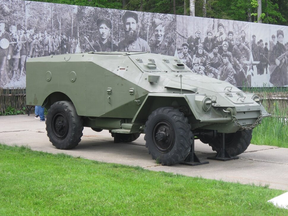 Бронетранспортёр БТР-40