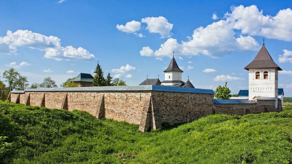 Zamca. Армянский монастырь, построен в 1606 г., Румыния