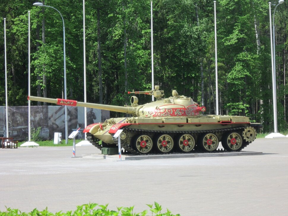 Сонник военная машина