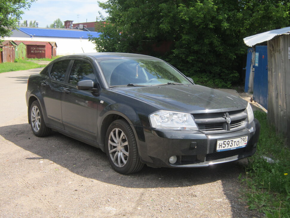 Легковой автомобиль Dodge