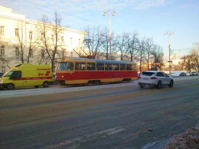 С трамваем по городу