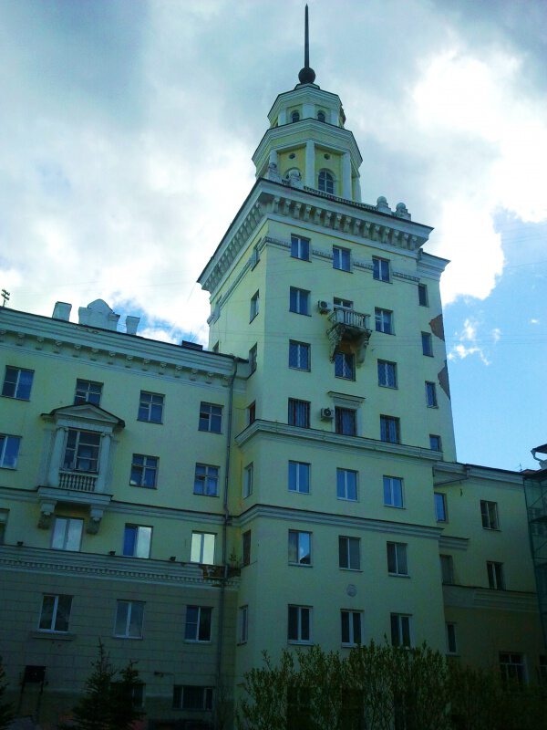 По городу