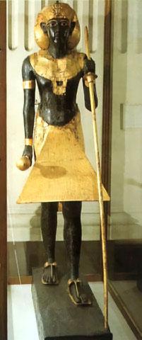 Статуя Тутанхамона