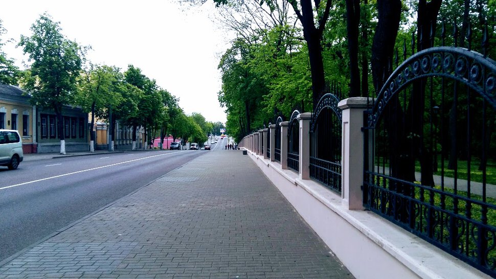 По улице Пролетарской