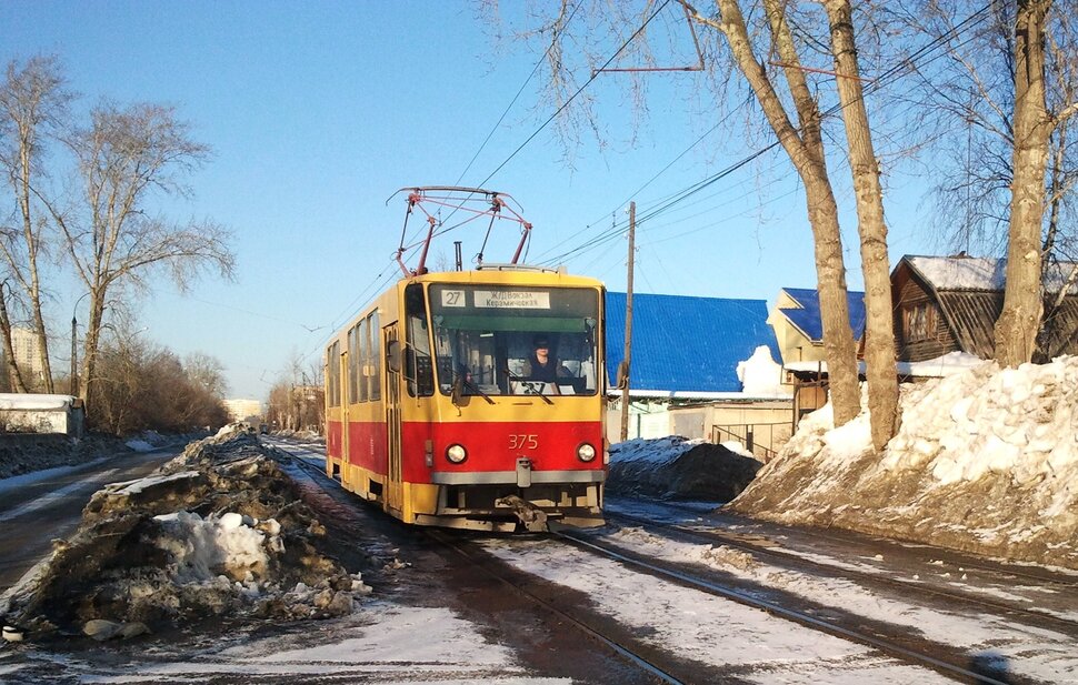 По деревне