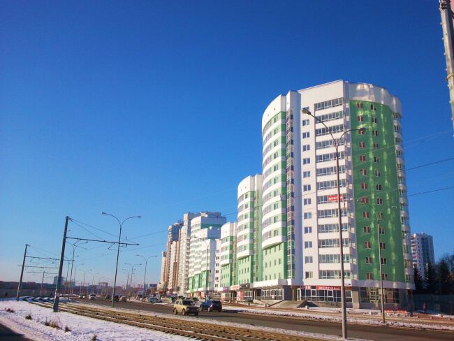 По городу
