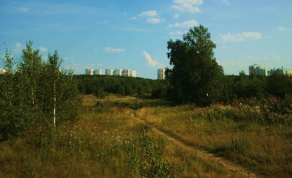 По узенькой тропиночке