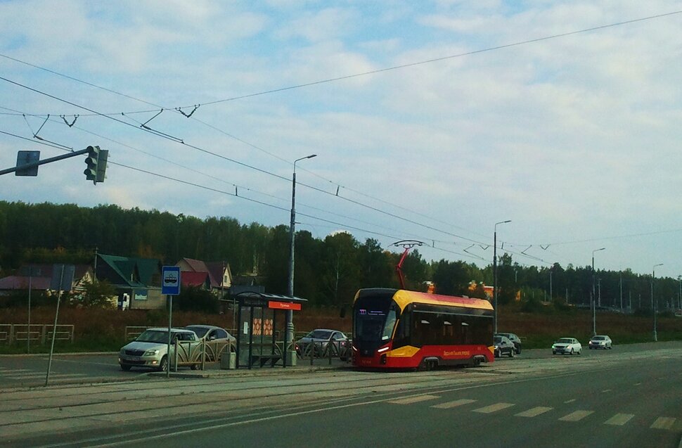 По проспекту