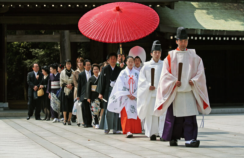Японские священники