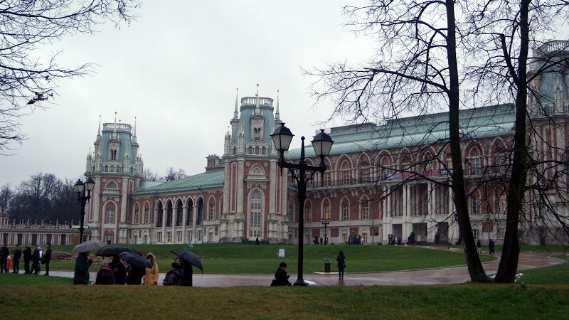 Царицынский парк. Дождь. Осень