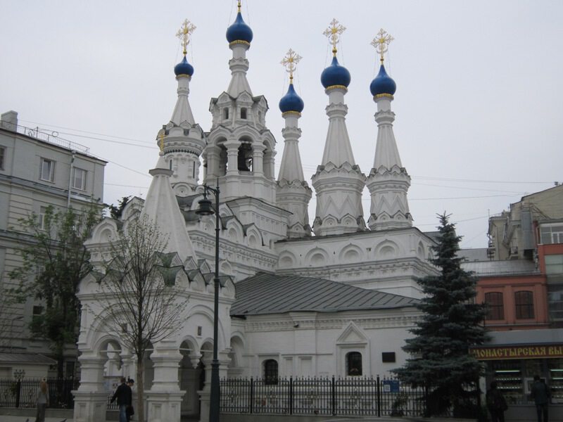 Церковь в центре Москвы