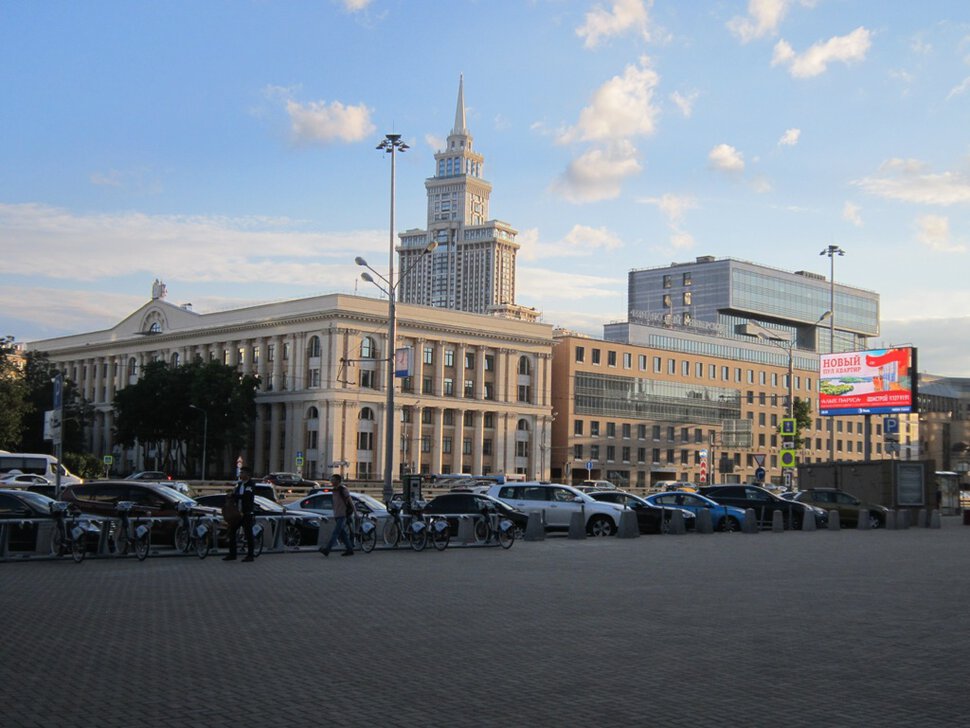 Москва. Площадь Эрнста Тельмана