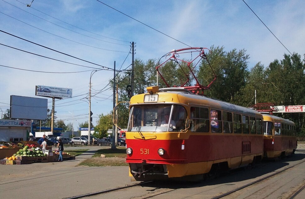 По проспекту