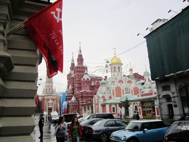 В центре Москвы в День Великой Победы
