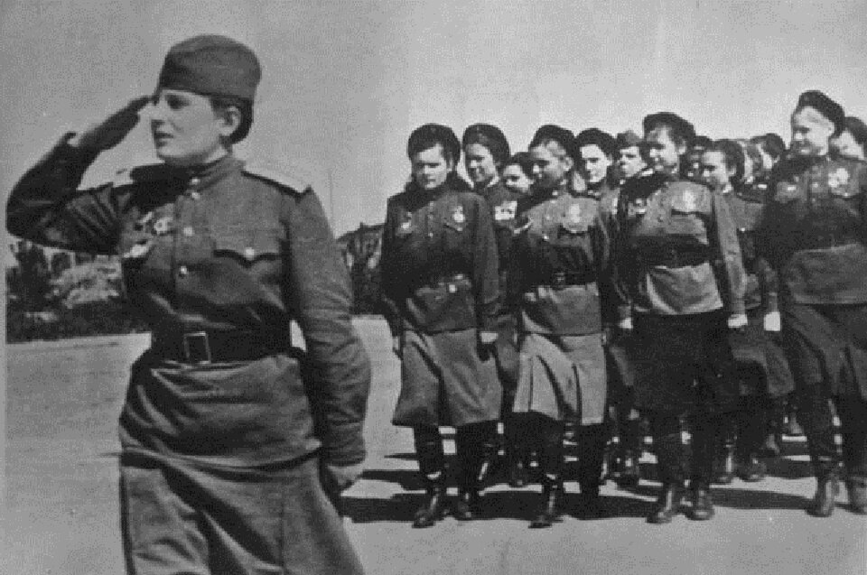 Девушки и женщины в Великую Отечественною Войну-9