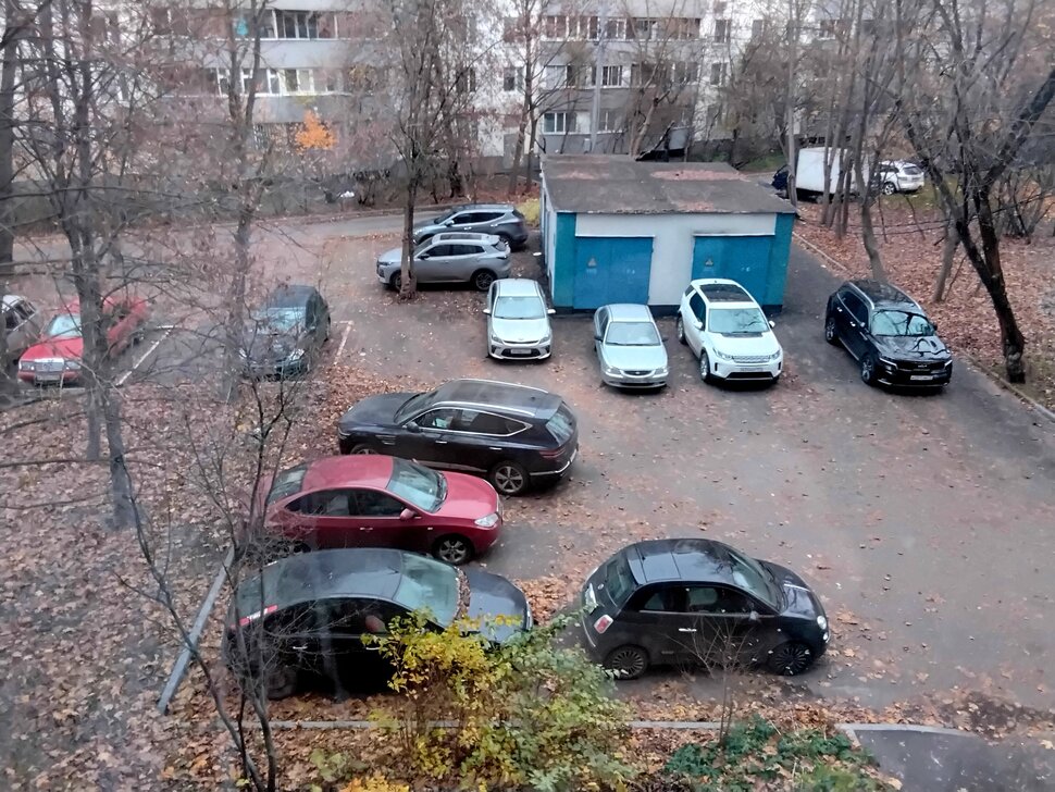 Автомобили