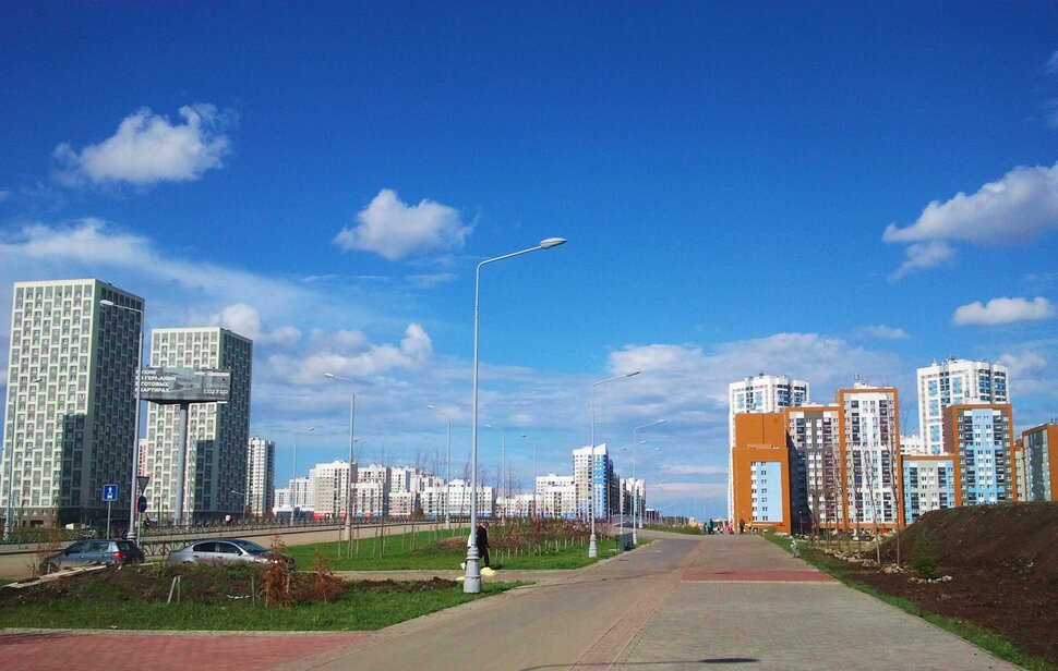 По новому проспекту