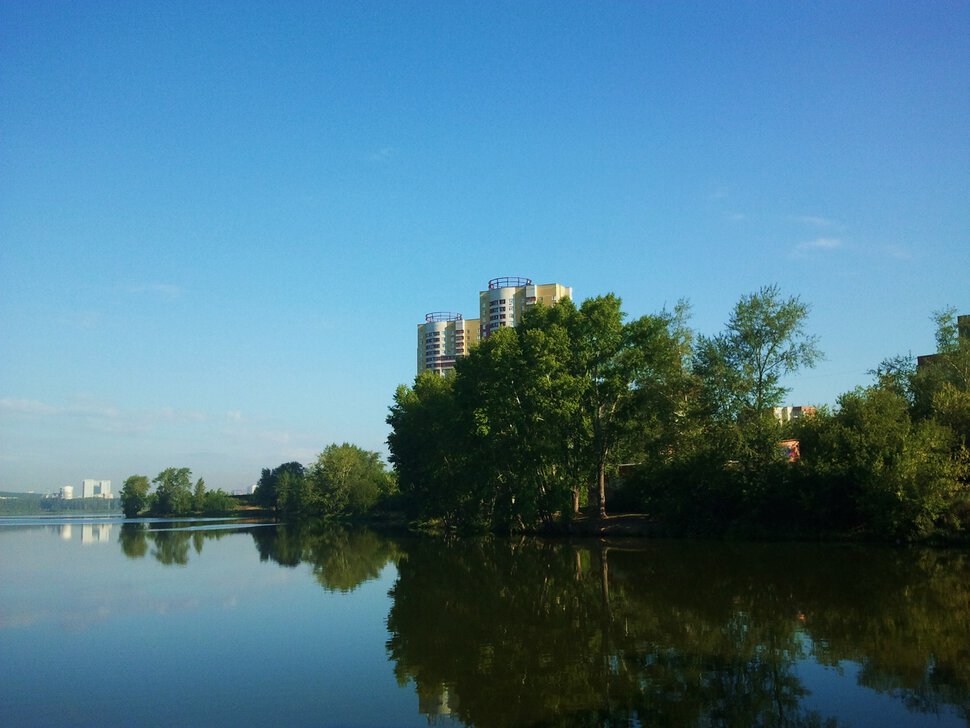 У водной глади