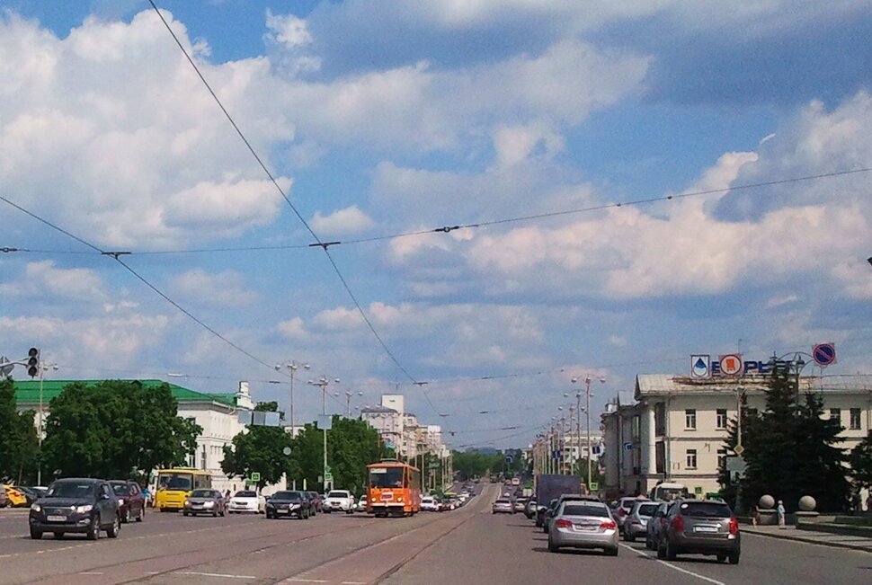 По главному проспекту