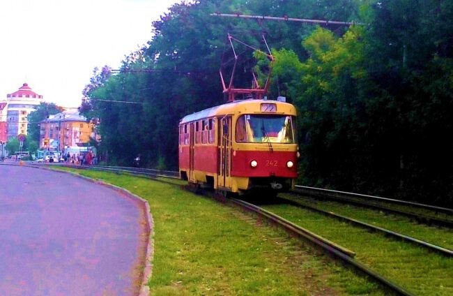 С трамваем по городу