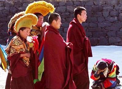 Монахи тибетские