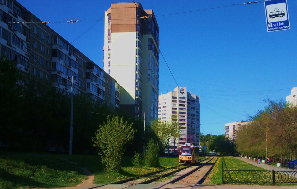 По городу на трамвайчике