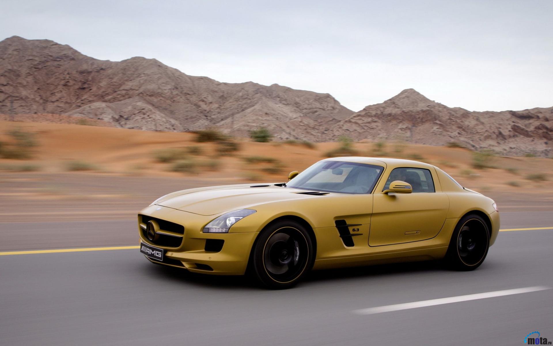 Mercedes-Benz SLS AMG Black Series желтый автомобиль спортивный скачать