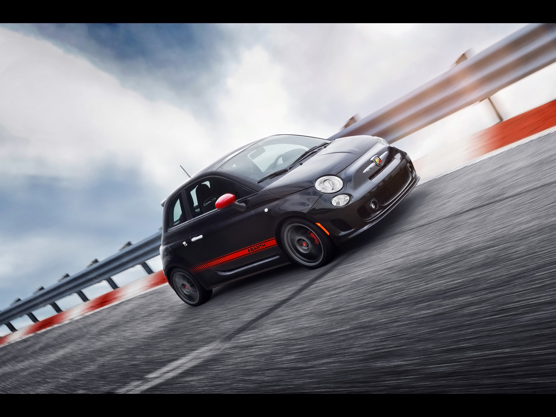 Fiat Родстер Abarth без смс